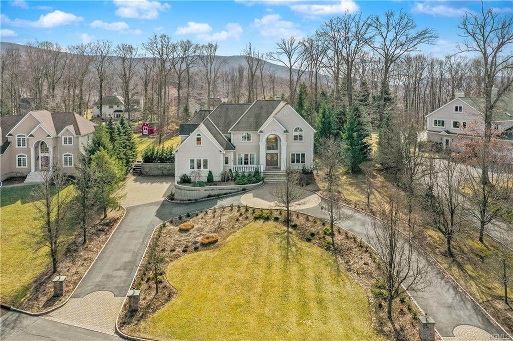 24 Greenwich Avenue - Photo 1