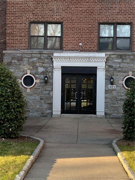 465 Lincoln Avenue - Photo 1
