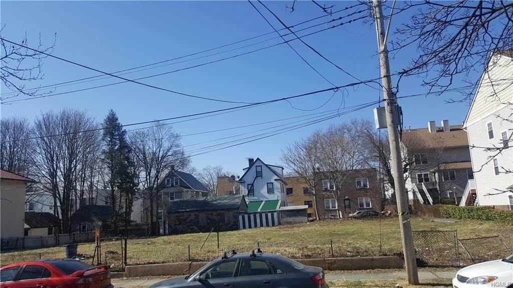 454 9th Avenue - Photo 1