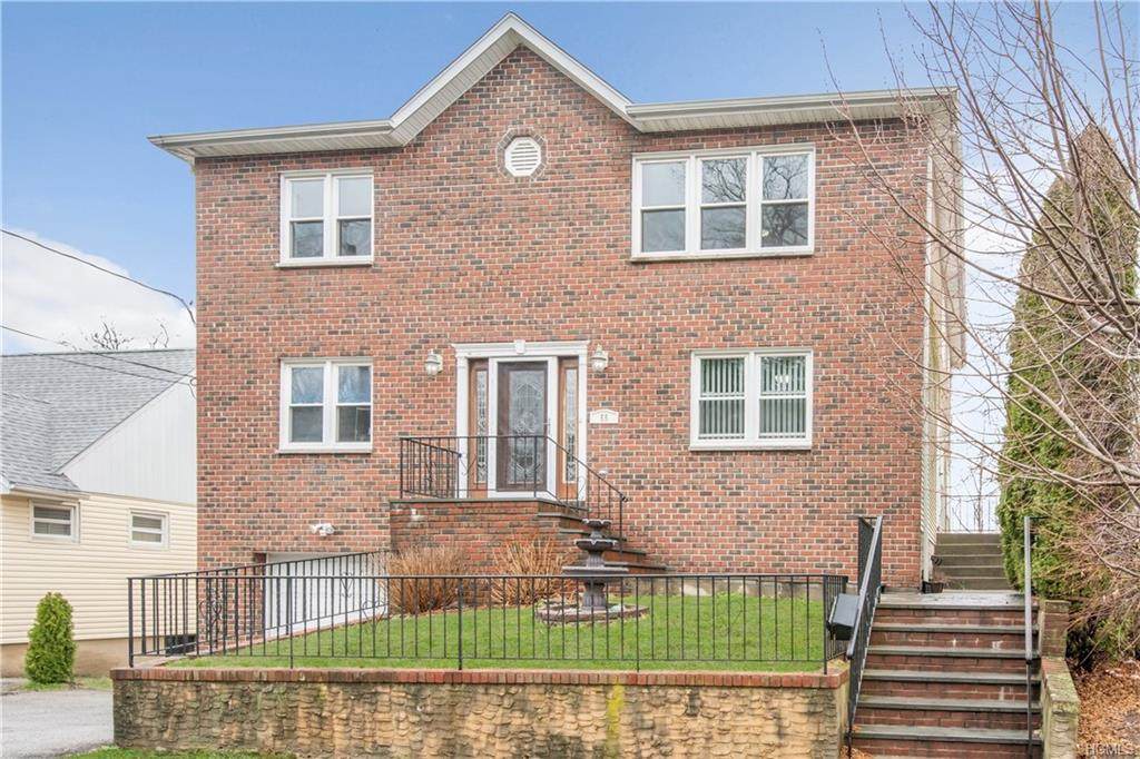 55 Midwood Avenue - Photo 1