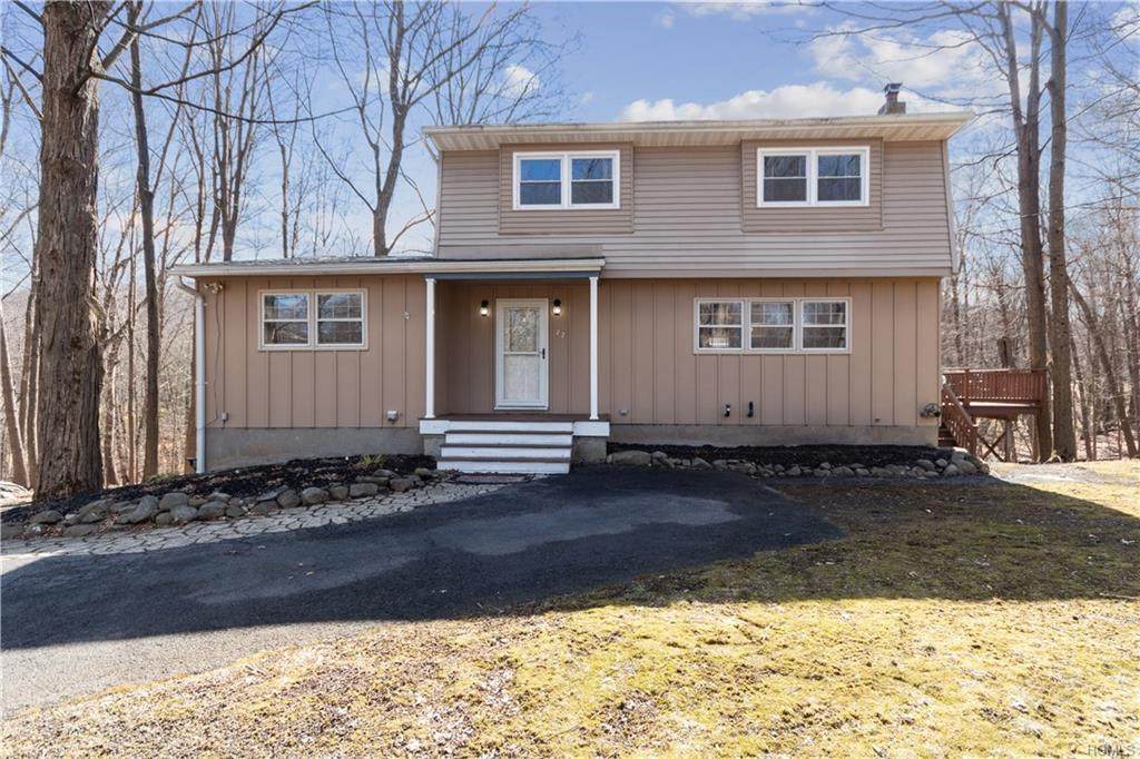 22 Mockingbird Lane - Photo 1