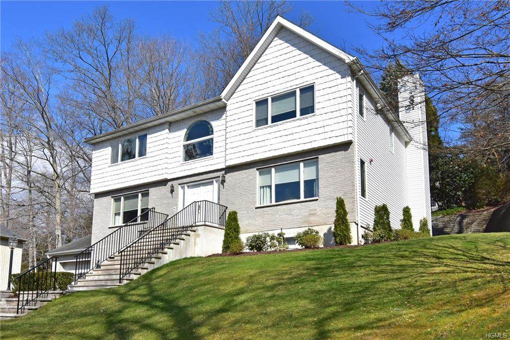 123 Bradley Avenue - Photo 1