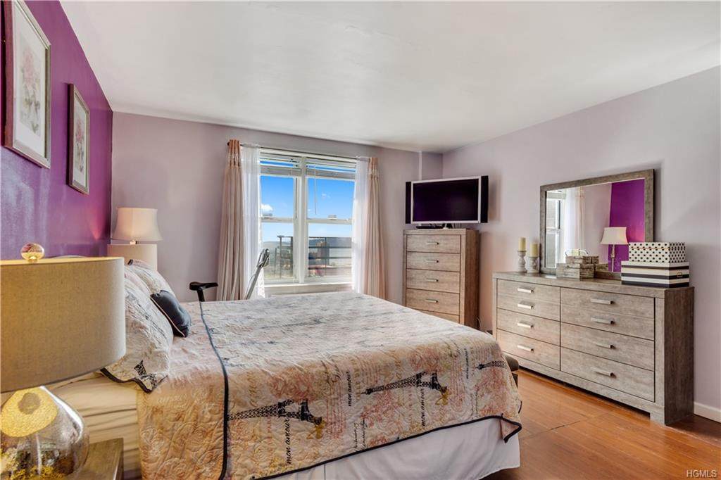 42 Pine Street - Photo 1