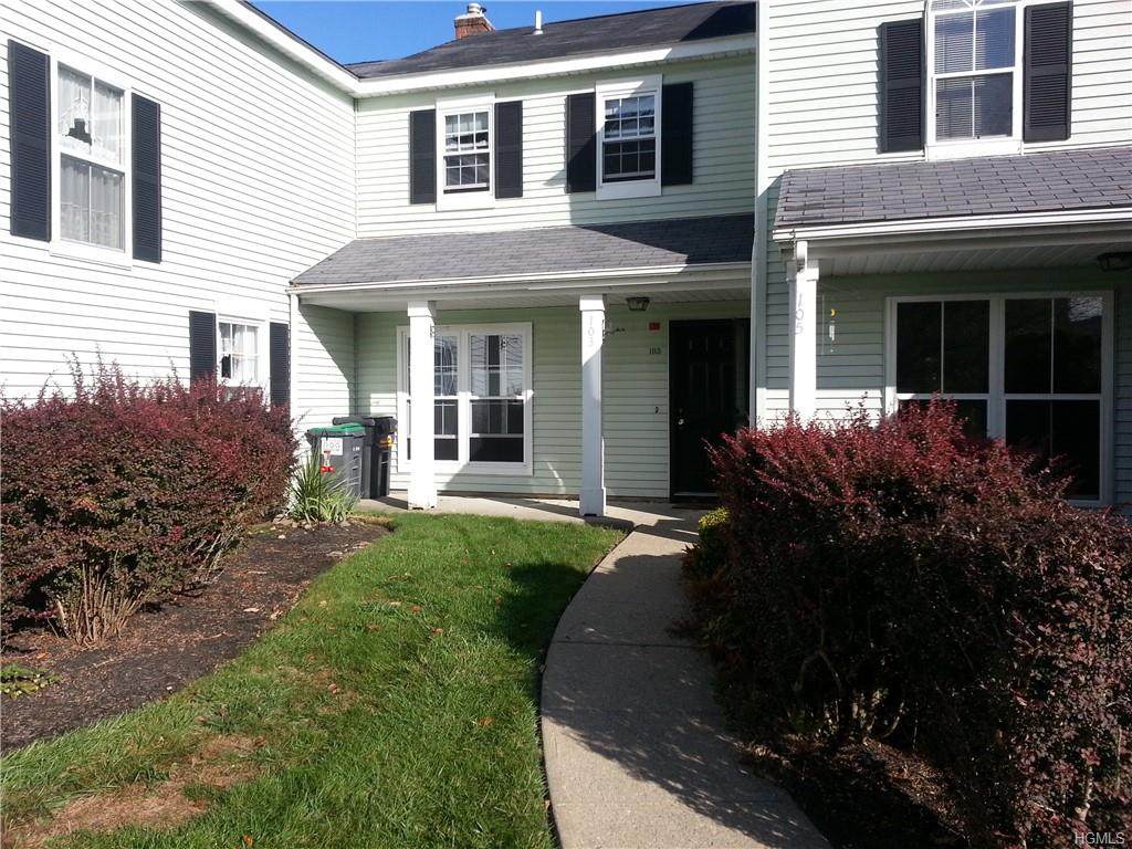 103 Village Green Court - Photo 1