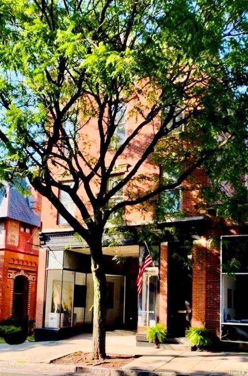 475 Main Street - Photo 1
