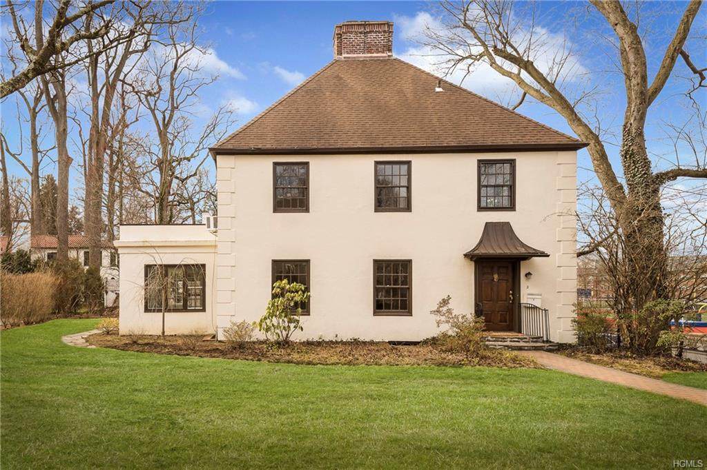 2 Hawthorne Road - Photo 1