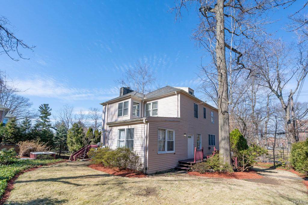 650 261st Street - Photo 1