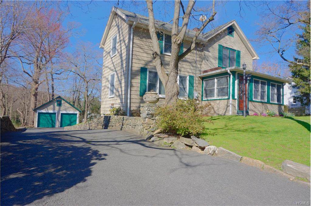 38 Bradley Avenue - Photo 1