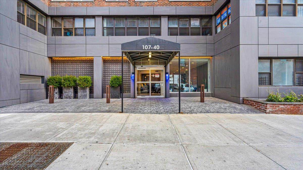 107-40 Queens Boulevard - Photo 1