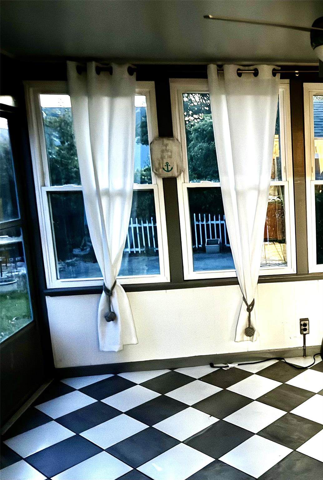 54 Wiggins Avenue - Photo 1