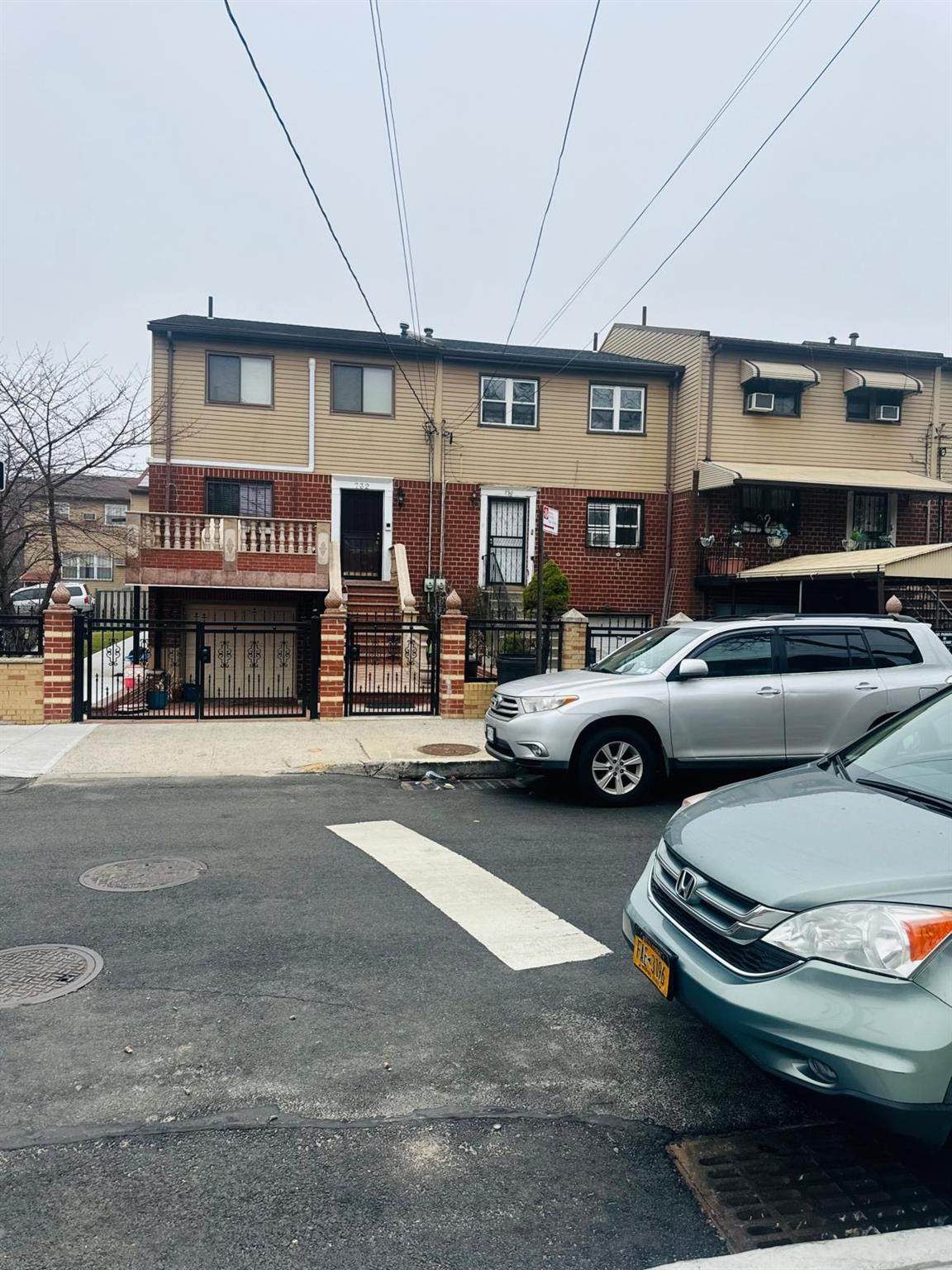 730 Linwood Street - Photo 1