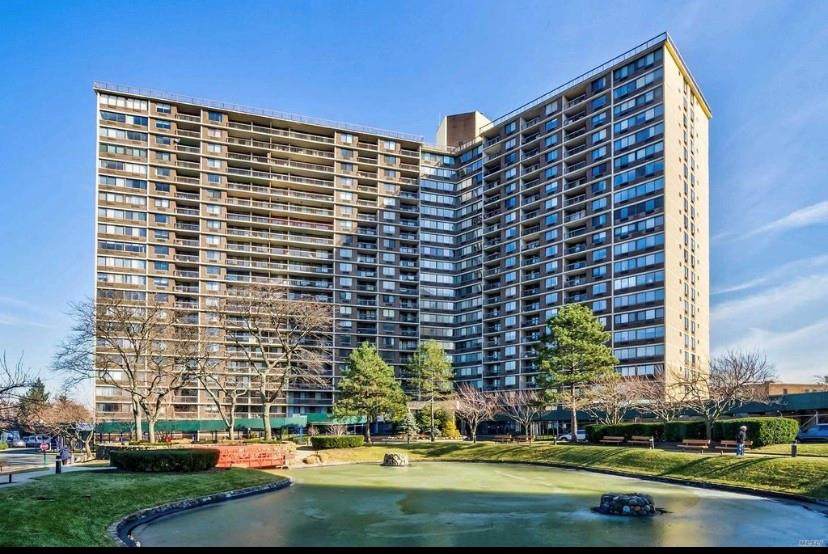 2 Bay Club Drive - Photo 1