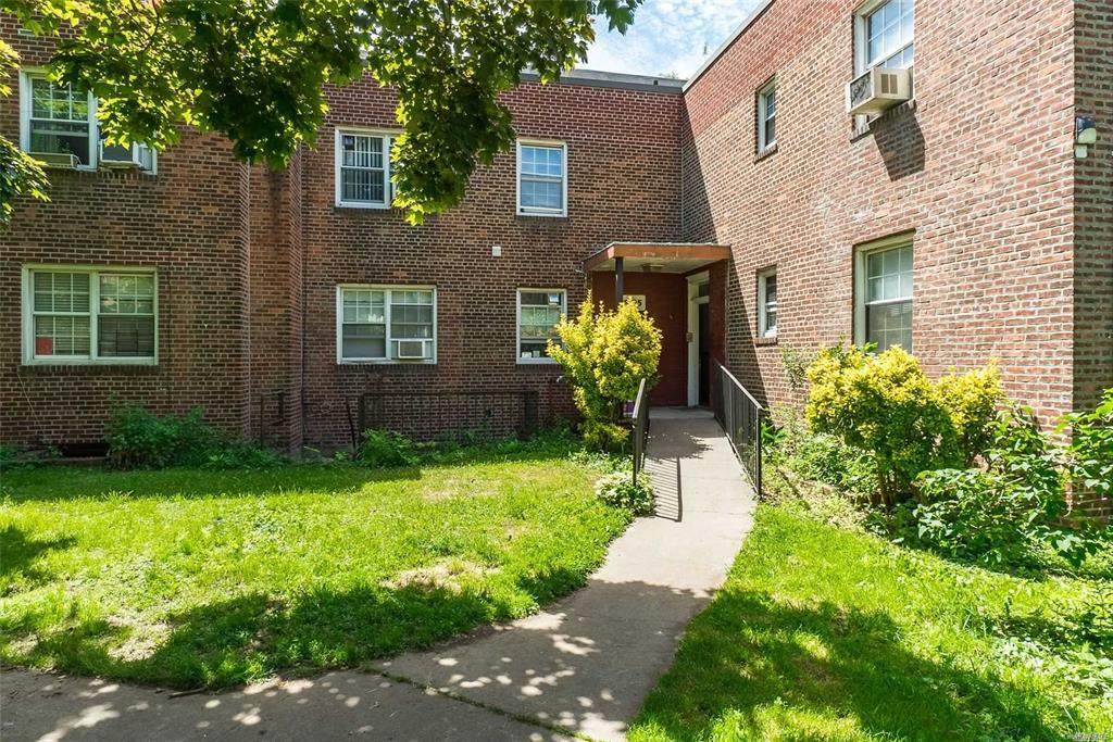 78-05 Park Drive - Photo 1