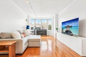 300 Mamaroneck Avenue - Photo 1