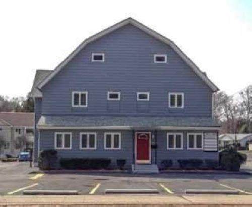 383-385 Hooker Avenue - Photo 1