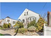 106 Alice Avenue - Photo 1