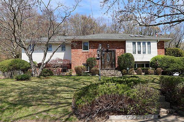 80 Lauren Avenue - Photo 1