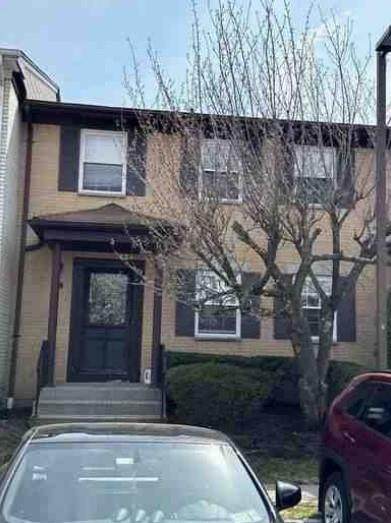 482 Iroquois Court - Photo 1