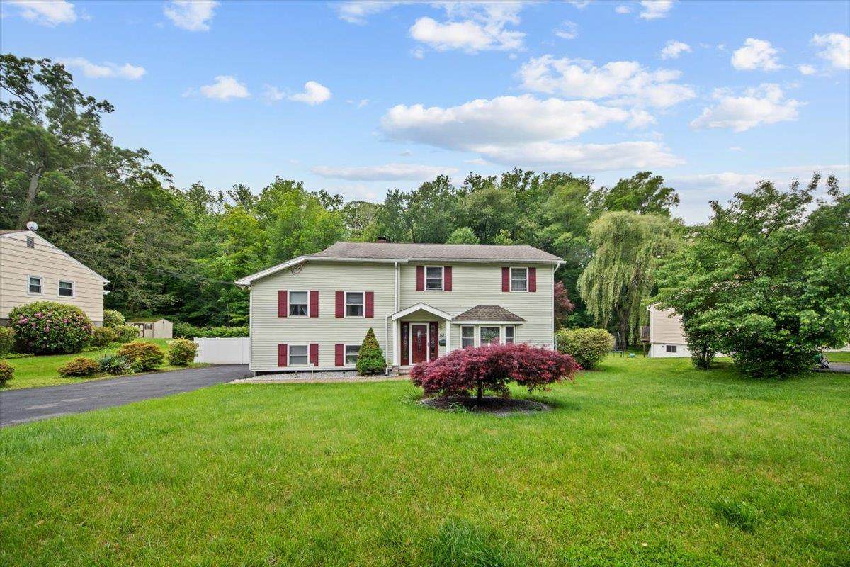 23 Meadow Road - Photo 1