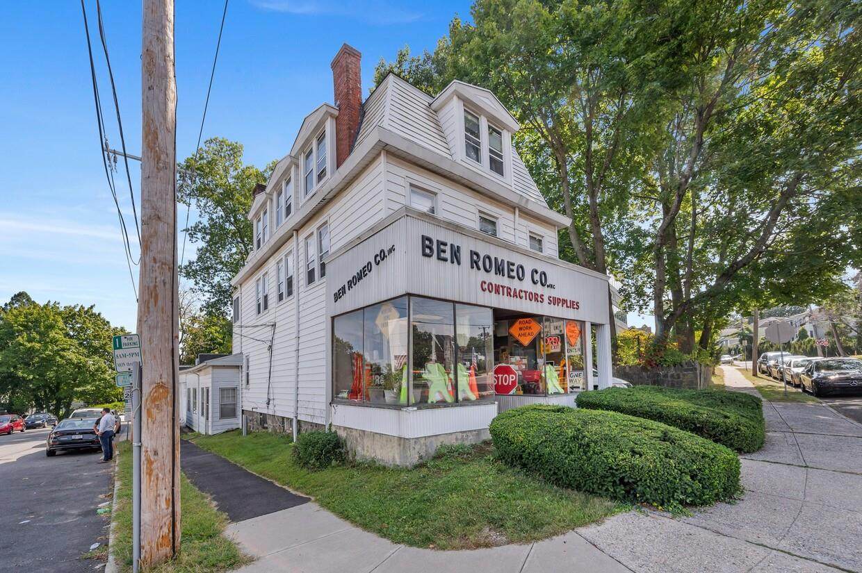 1 Edgewood Avenue - Photo 1