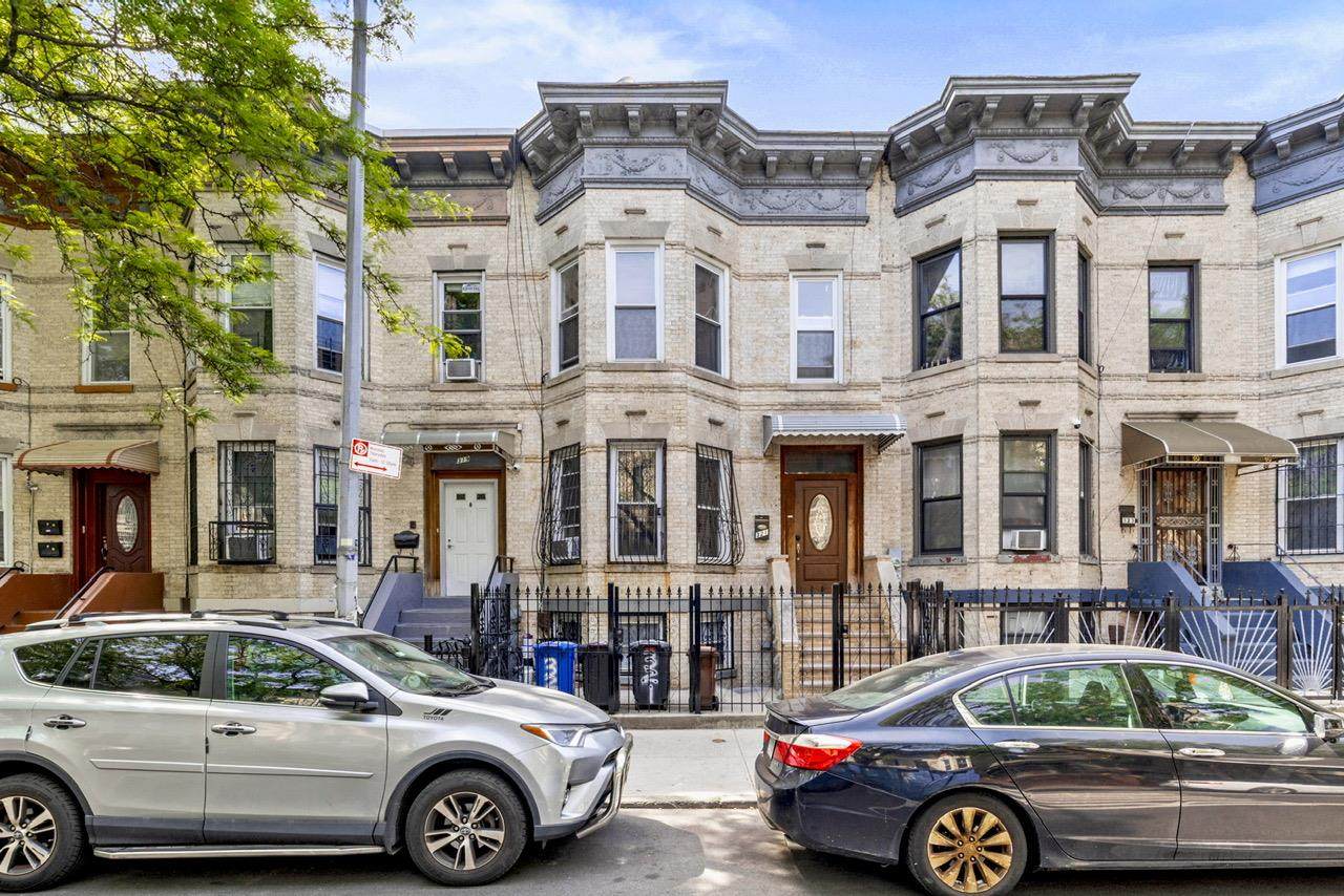 321 Cornelia Street - Photo 1