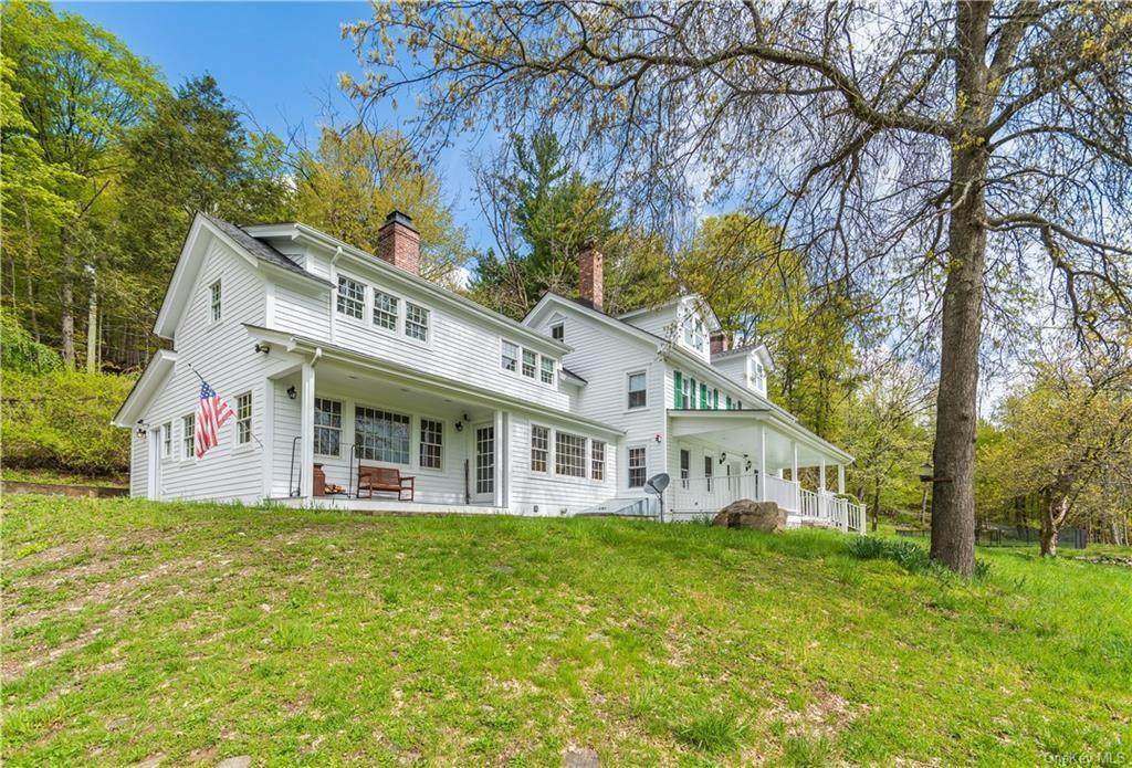 669 Mountain Road - Photo 1