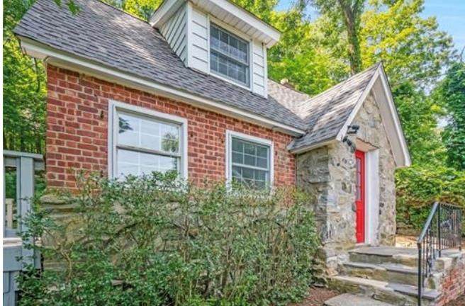55 Beekman Drive - Photo 1
