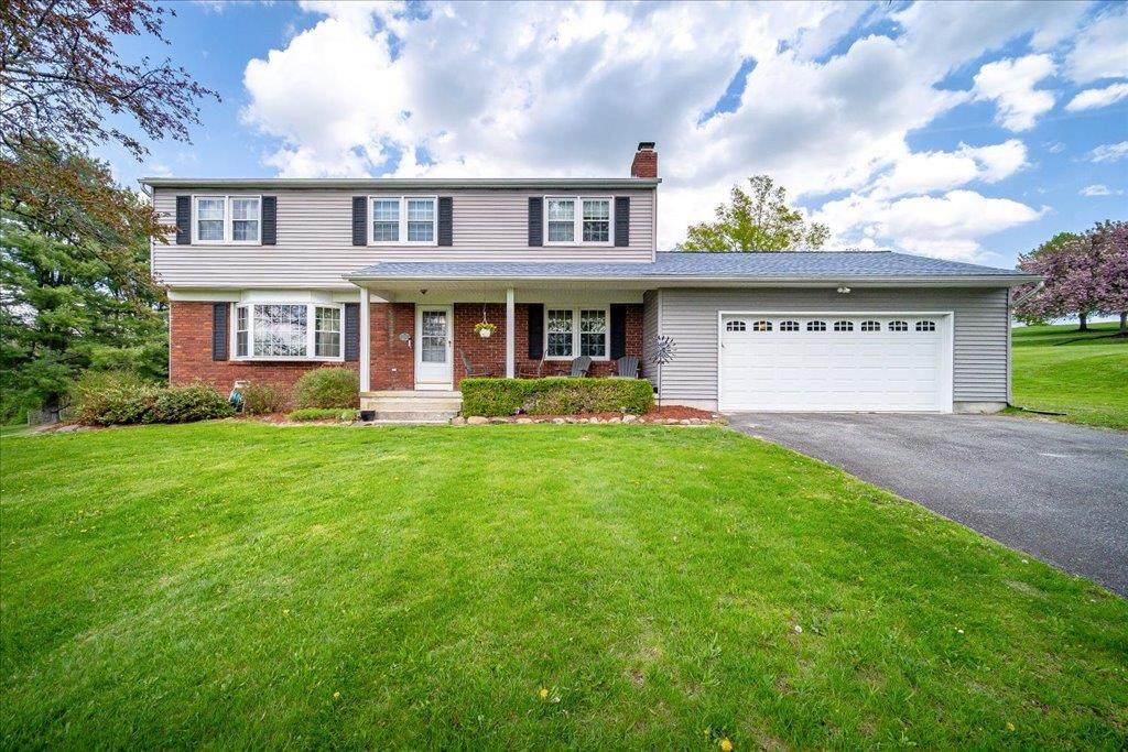 24 Hickory Drive - Photo 1