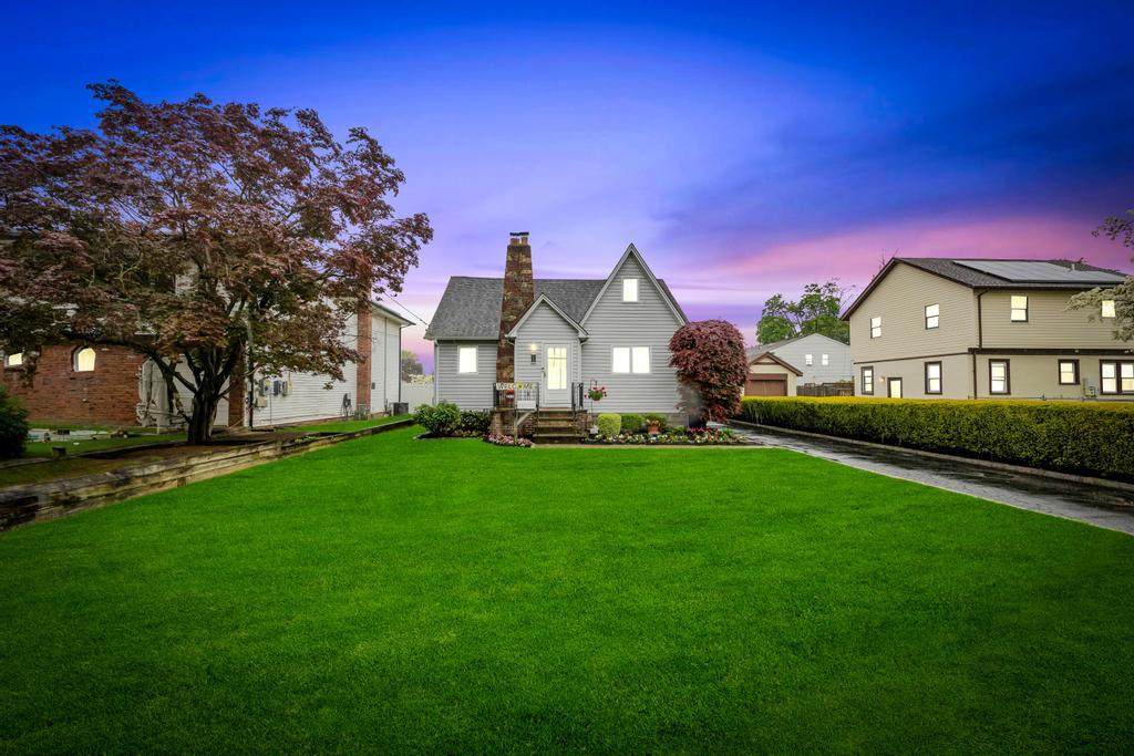 119 Floral Avenue - Photo 1