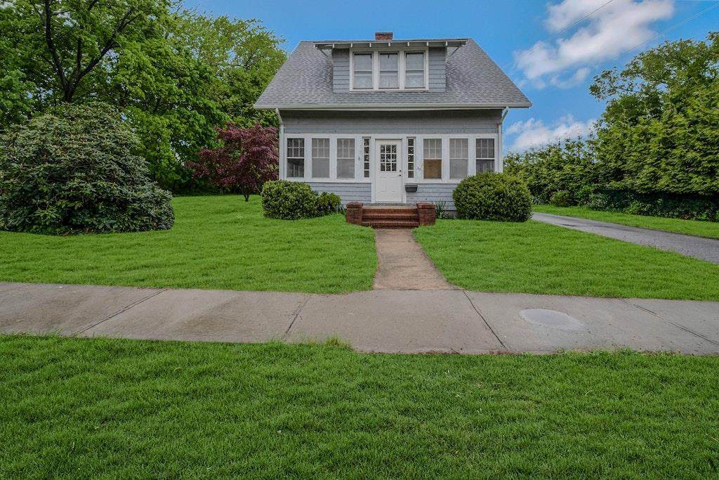 30 Hallock Street - Photo 1