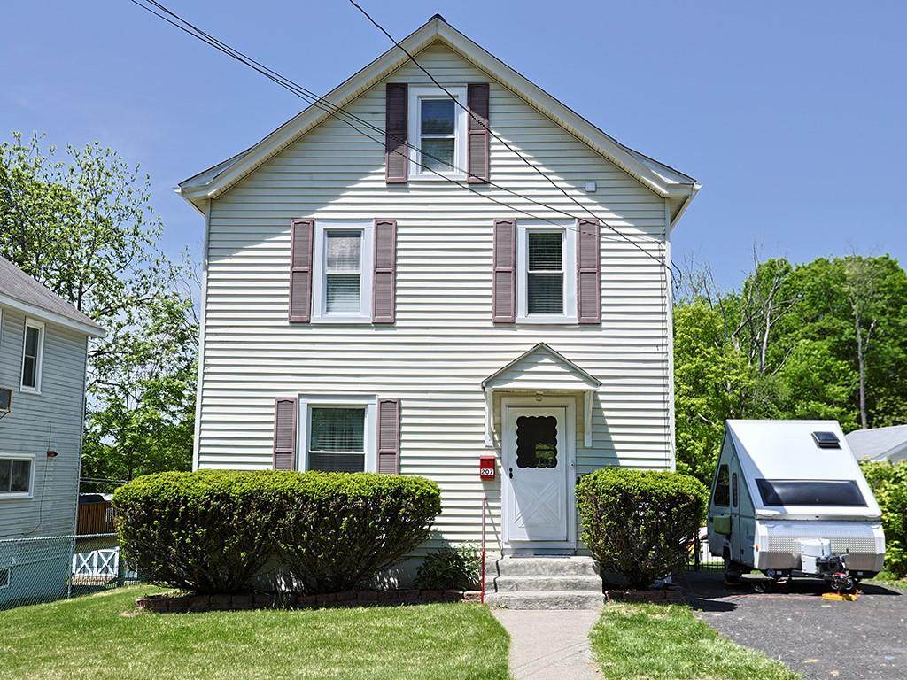 207 Highland Avenue - Photo 1