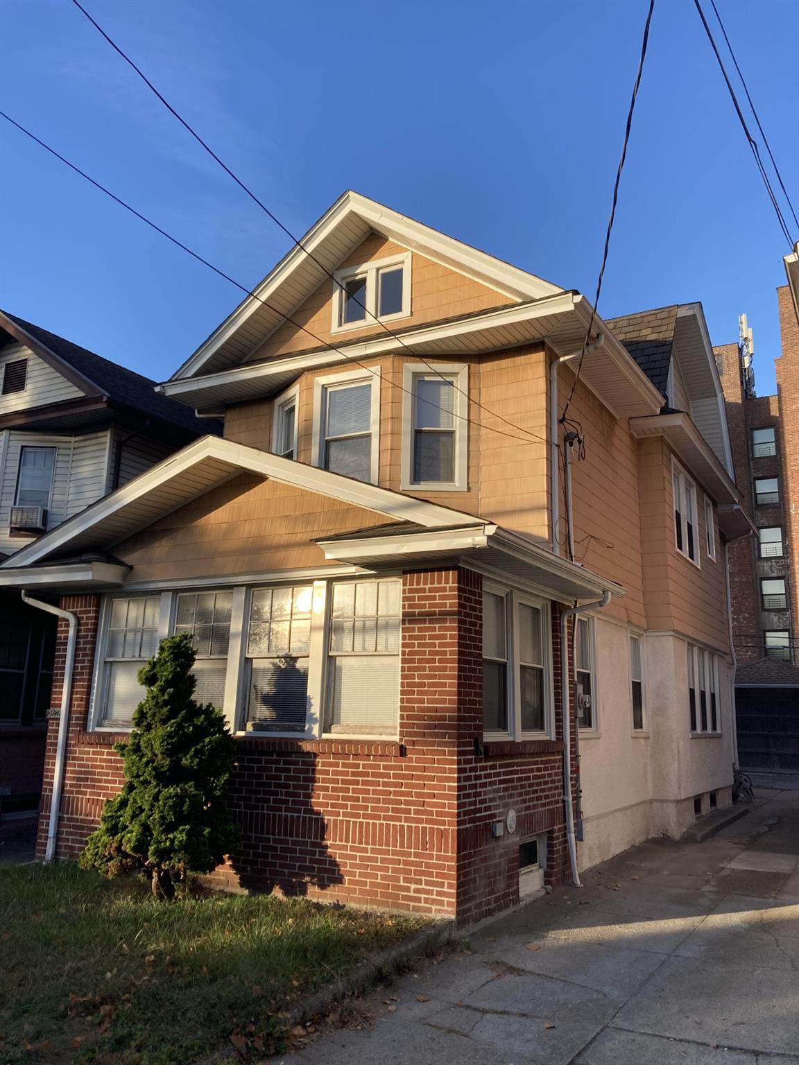 2028 21st Street - Photo 1