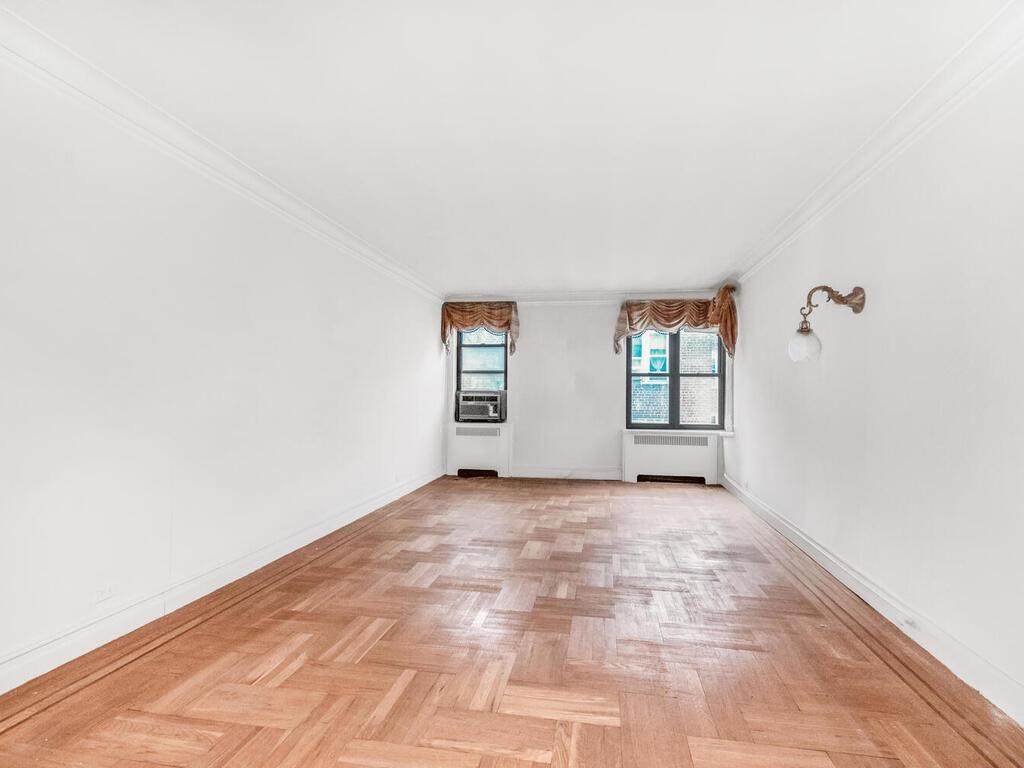 3215 Netherland Avenue - Photo 1
