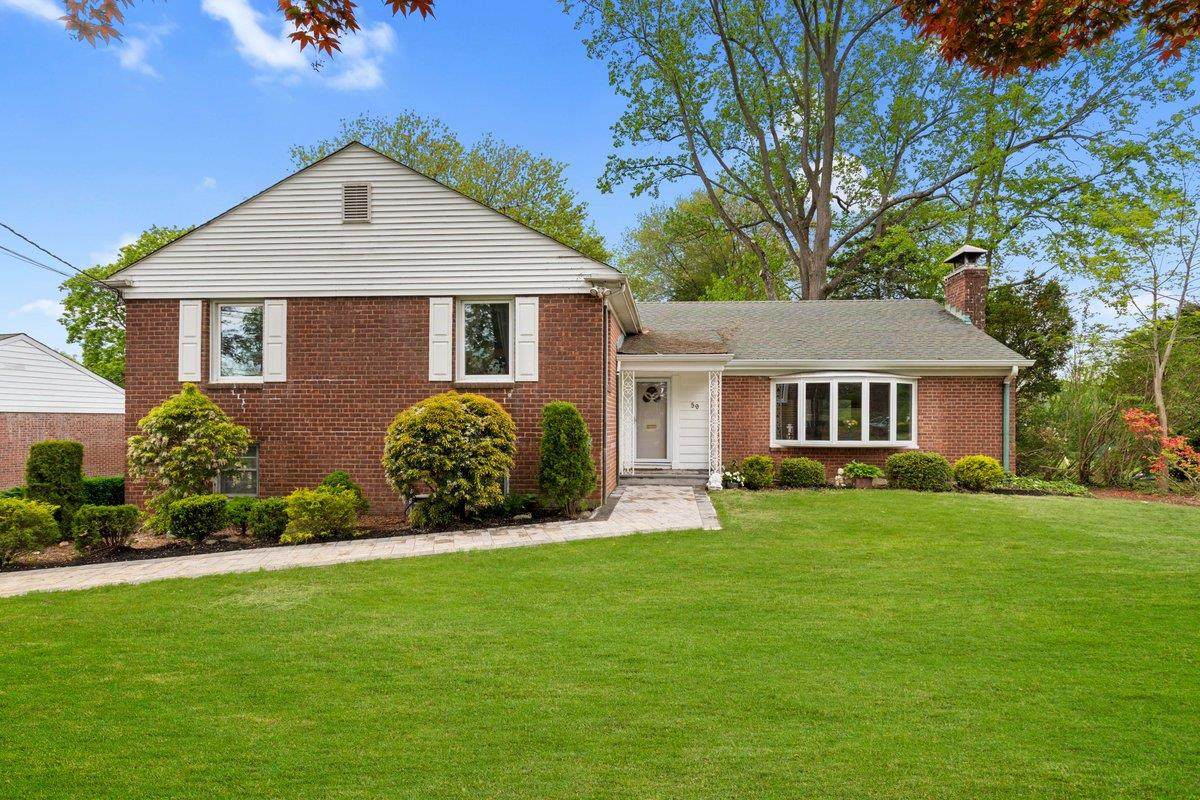 59 Woodford Road - Photo 1