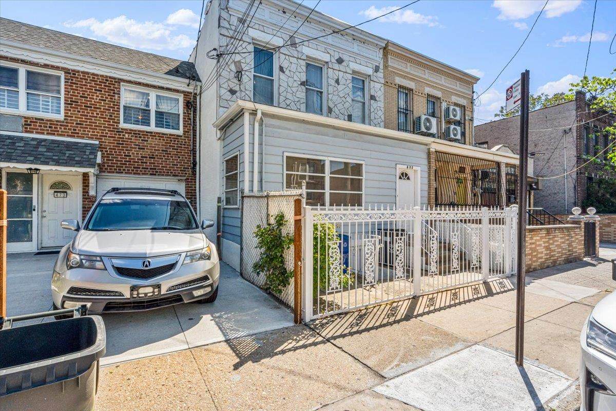 477 Berriman Street - Photo 1