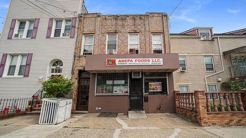 1028 Neill Avenue - Photo 1