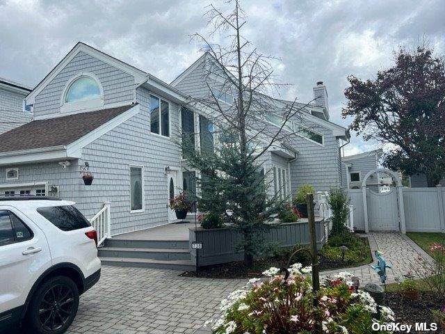 738 Shore Walk - Photo 1