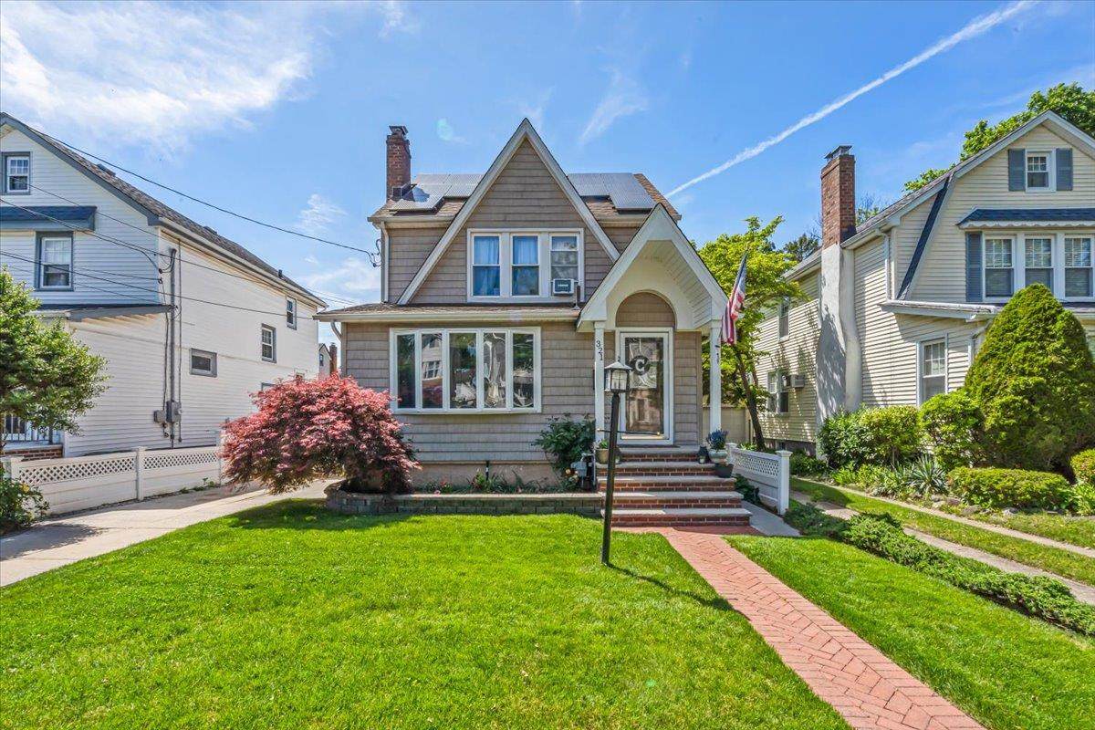 321 Rolling Street - Photo 1