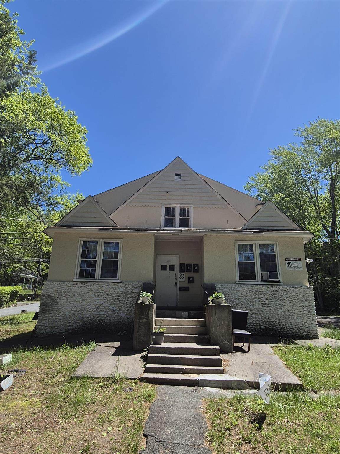 88 Laurel Avenue - Photo 1