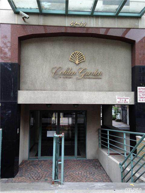 42-31 Colden Street - Photo 1