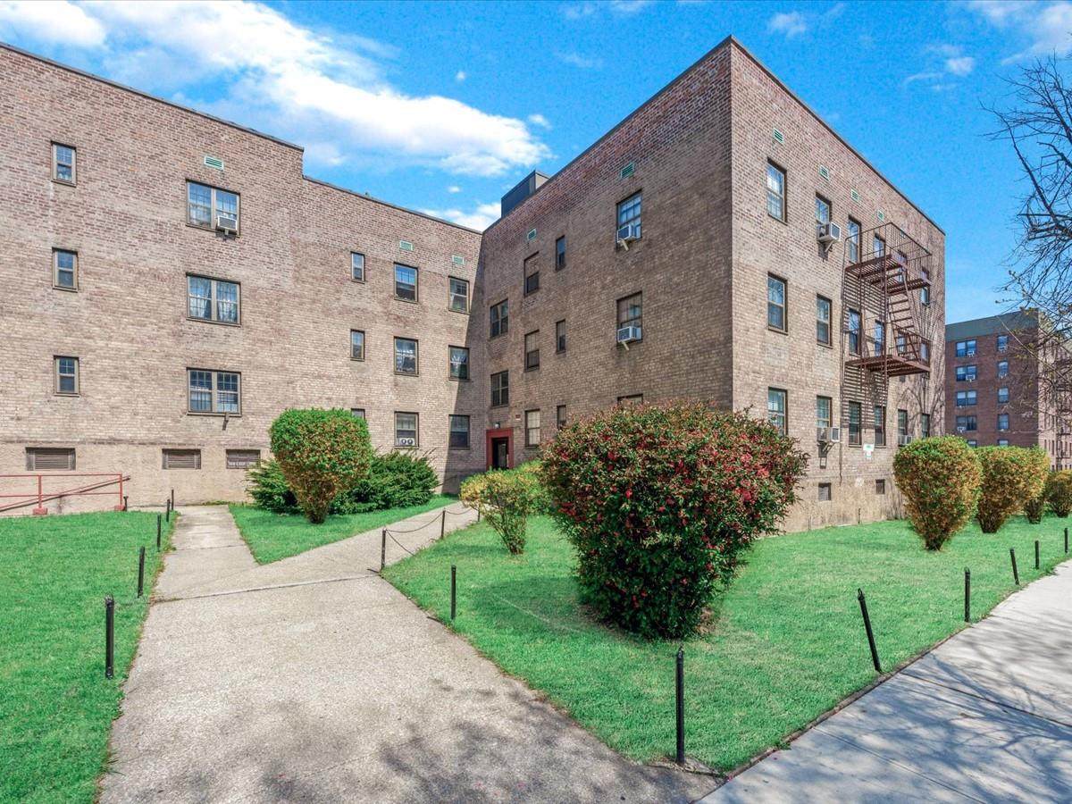147-11 79 Avenue - Photo 1