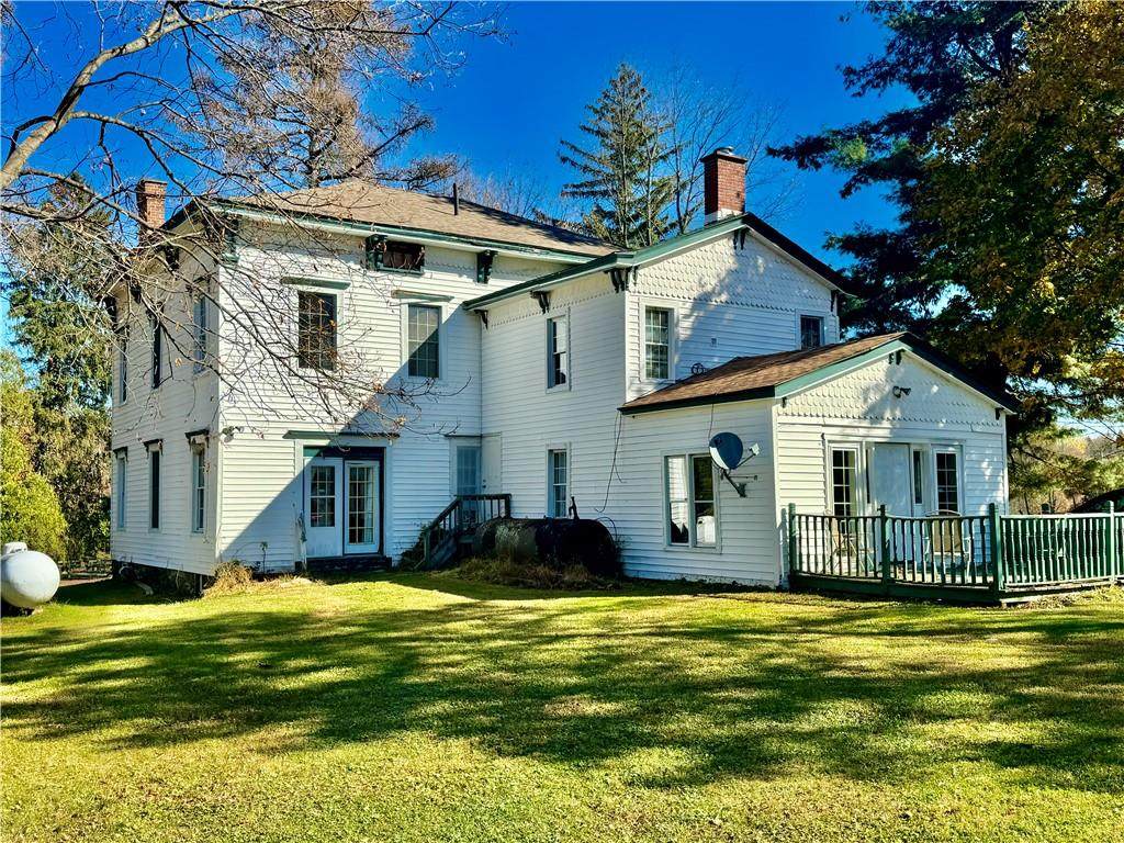 255 Howells Road - Photo 1