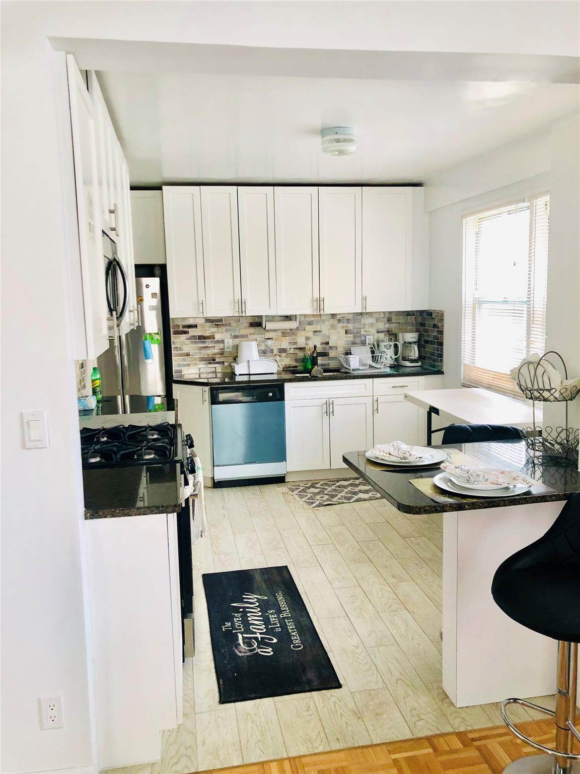 160-10 89 Avenue - Photo 1