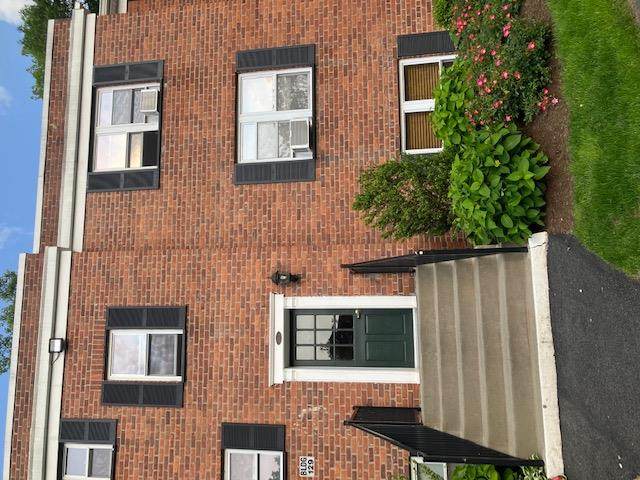129-4 Highland Avenue - Photo 1