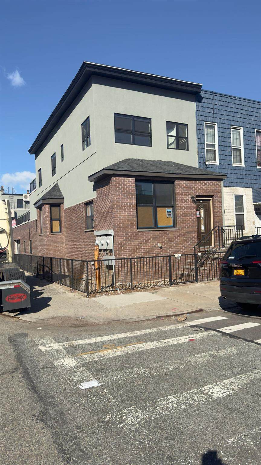 32 Radde Place - Photo 1