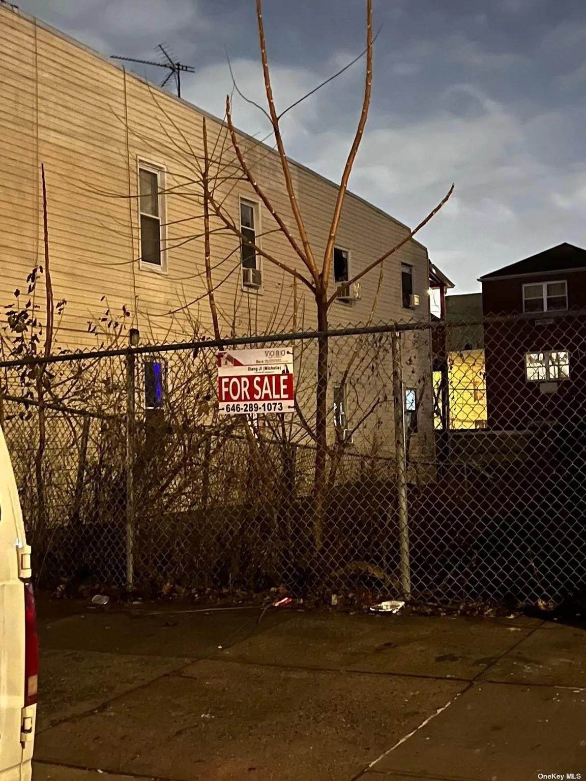 1713 Taylor Ave - Photo 1