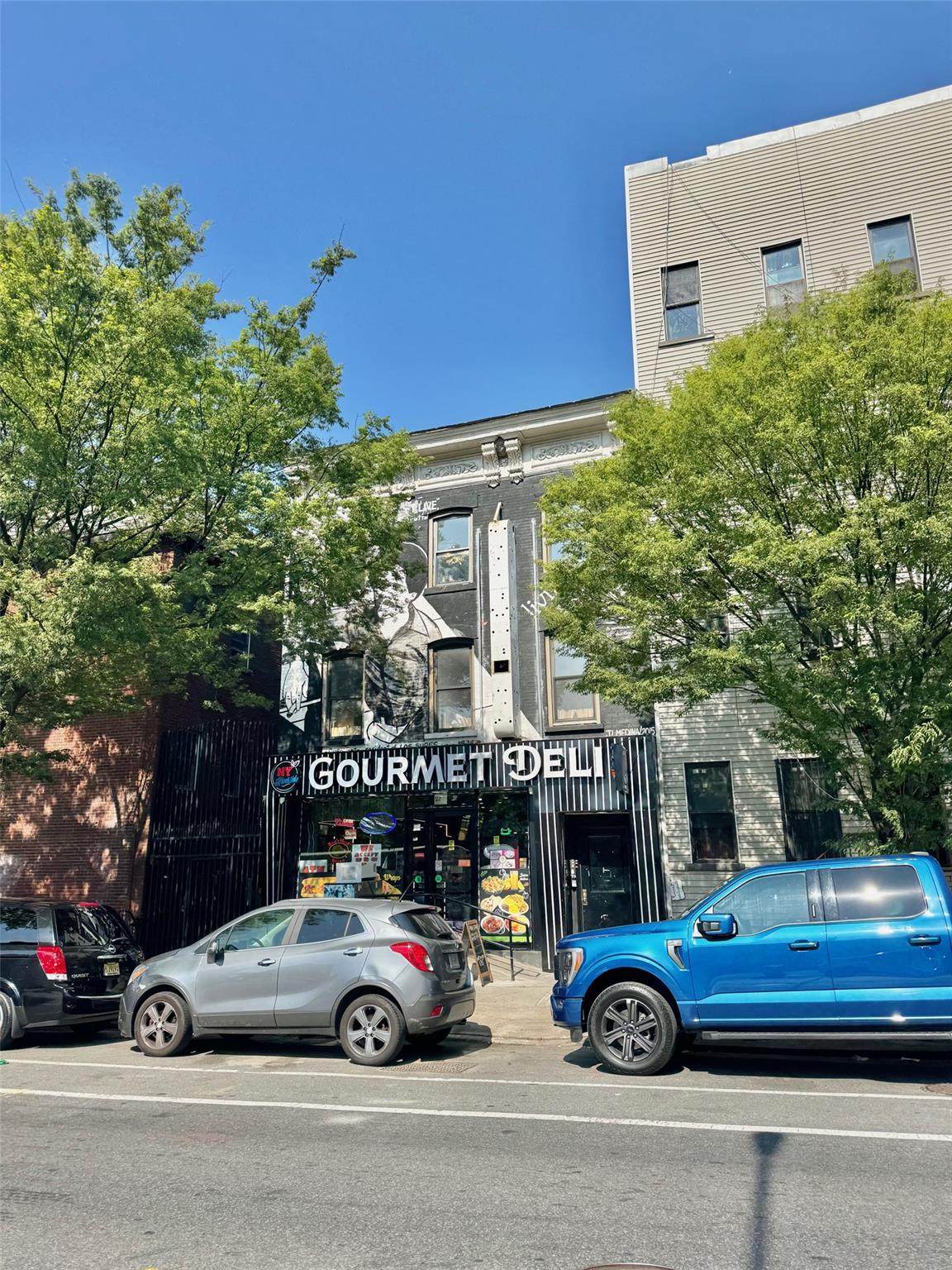 322 Union Avenue - Photo 1