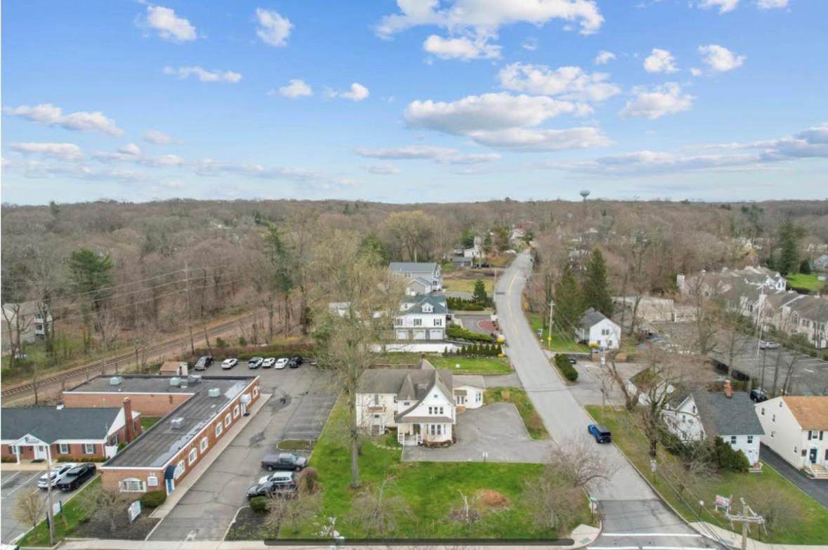 49 Landing Avenue - Photo 1