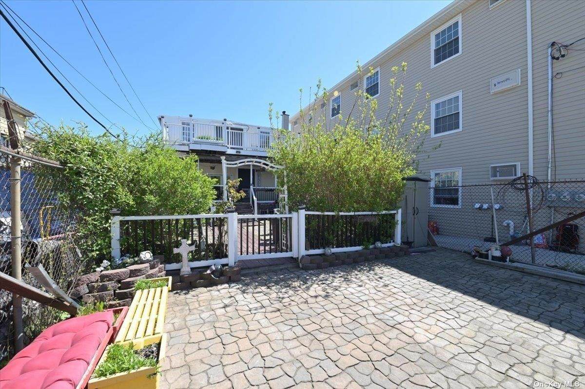444 Underhill Avenue - Photo 1