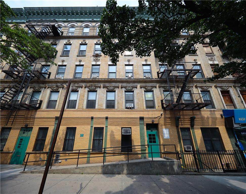 2090 Madison Avenue - Photo 1